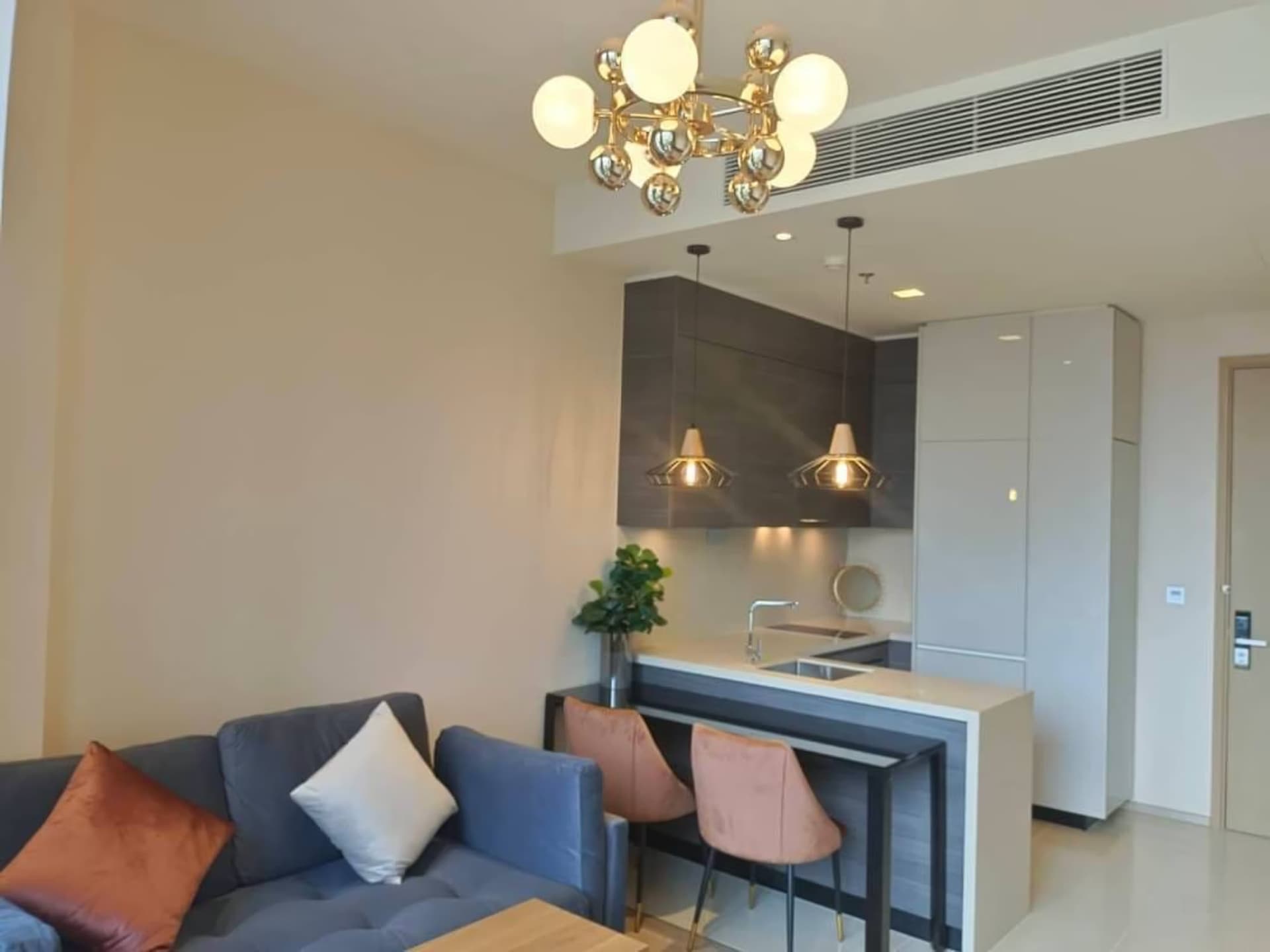 Condo for Rent at THE ESSE Asoke - Image 2