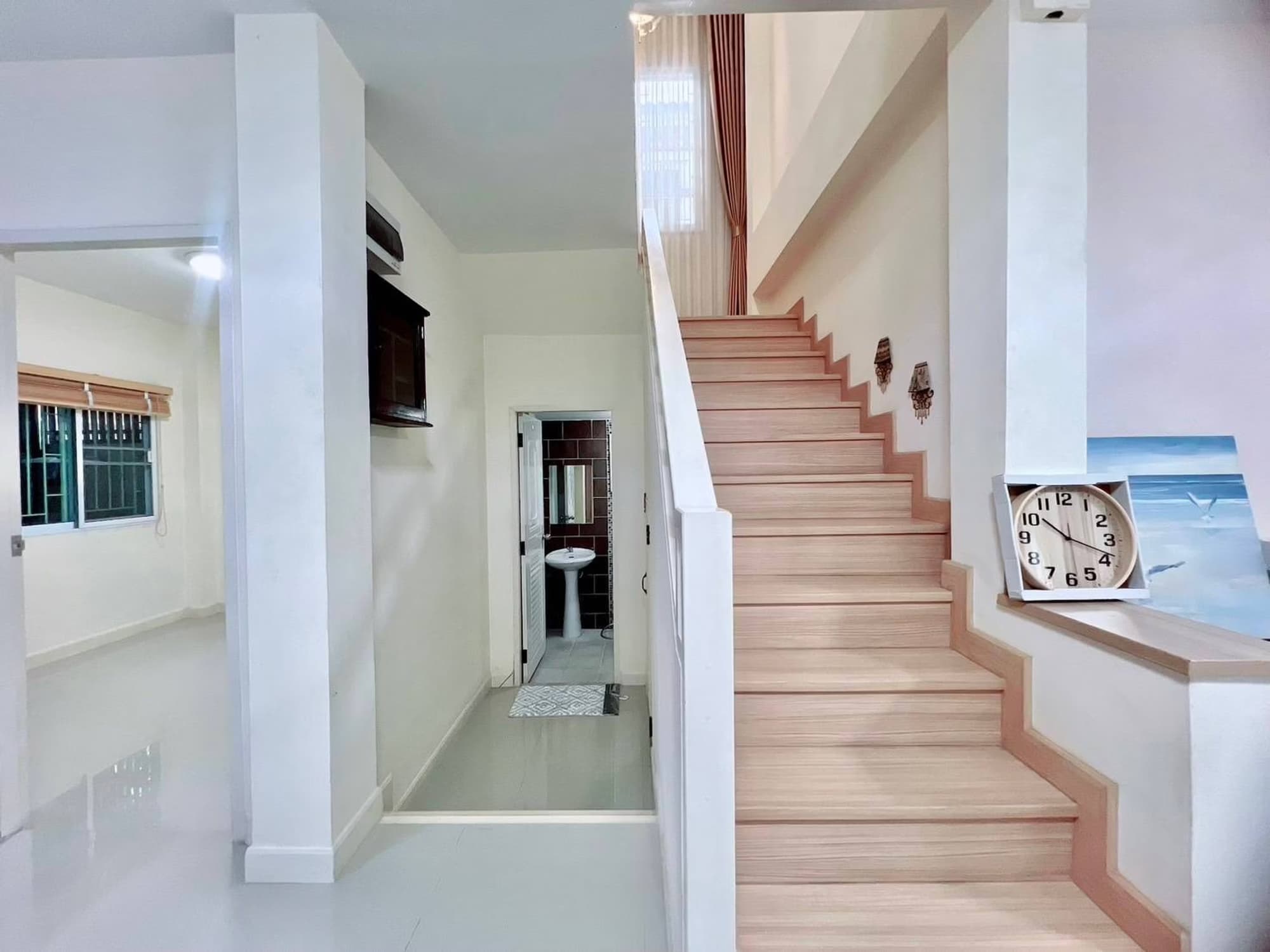 3 Bed House for Sale in Saraphi District - Image 7
