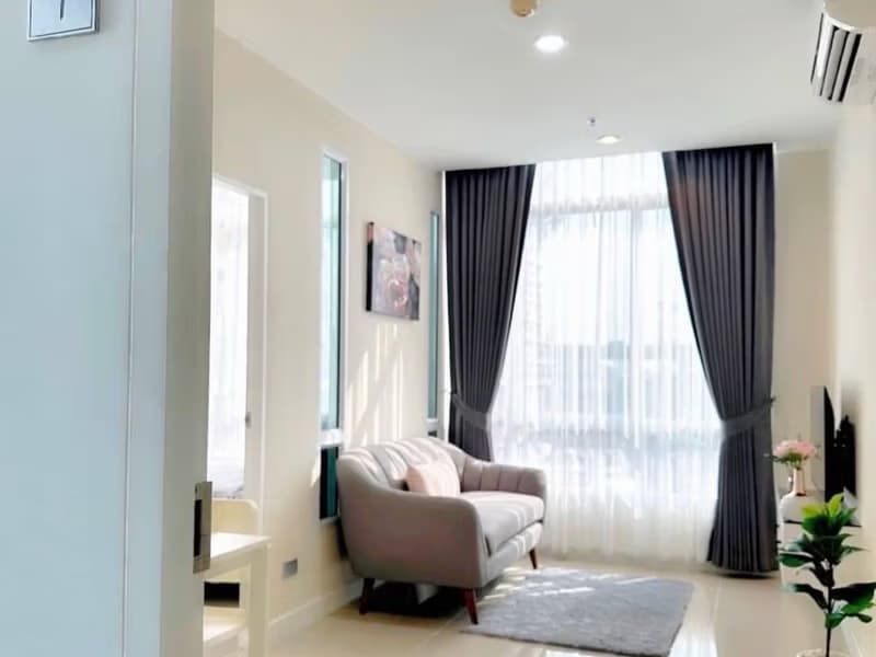 1 Bed Condo for Rent  Near Udom Suk BTS