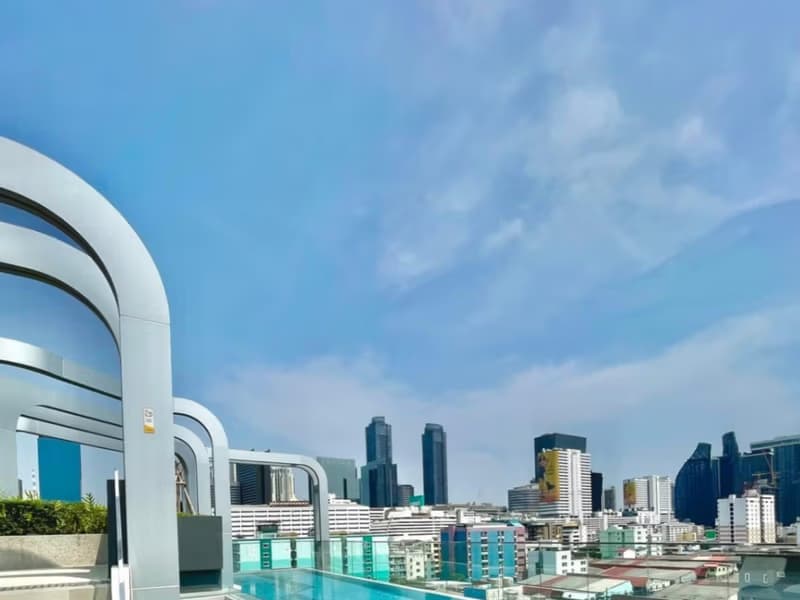 1 Bed Condo for Sale  Near Phra Ram 9 MRT
