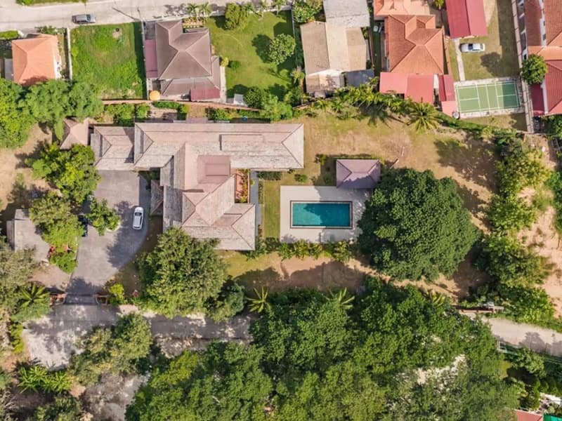 5 Bedroom House