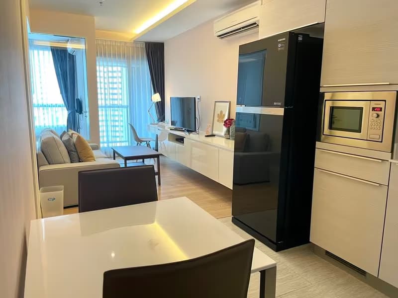 H Sukhumvit 43 Condominium