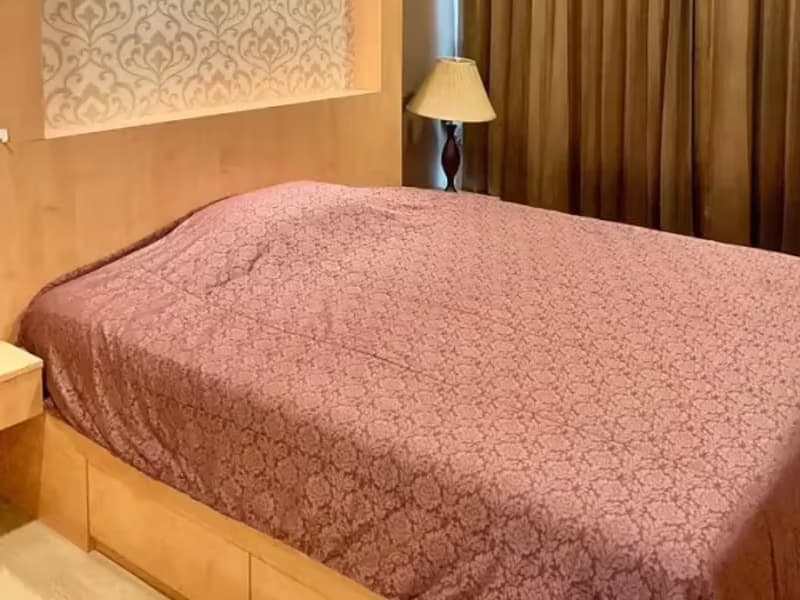 1 Bedroom Condo