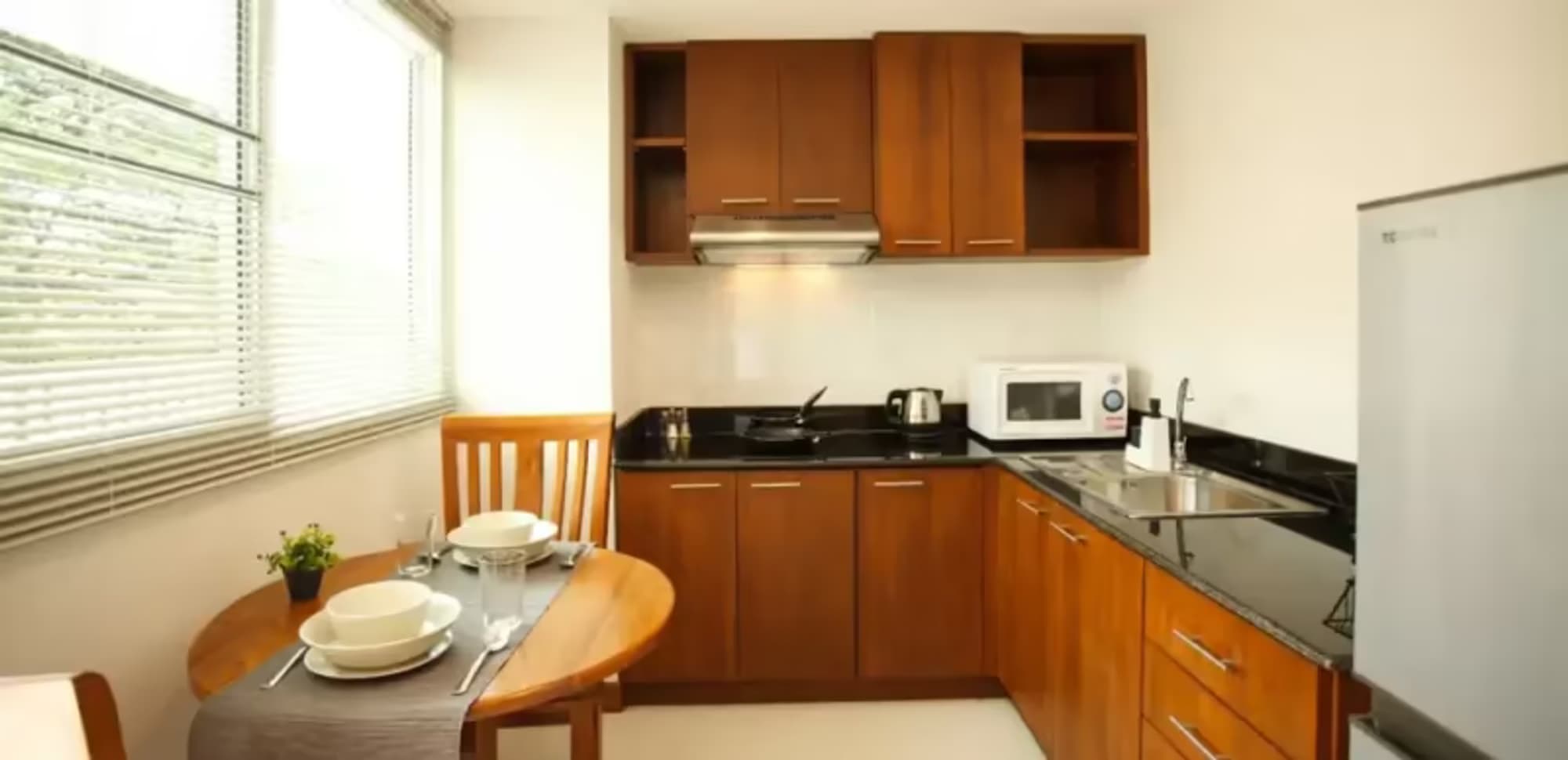 1 Bedroom Condo - Image 2
