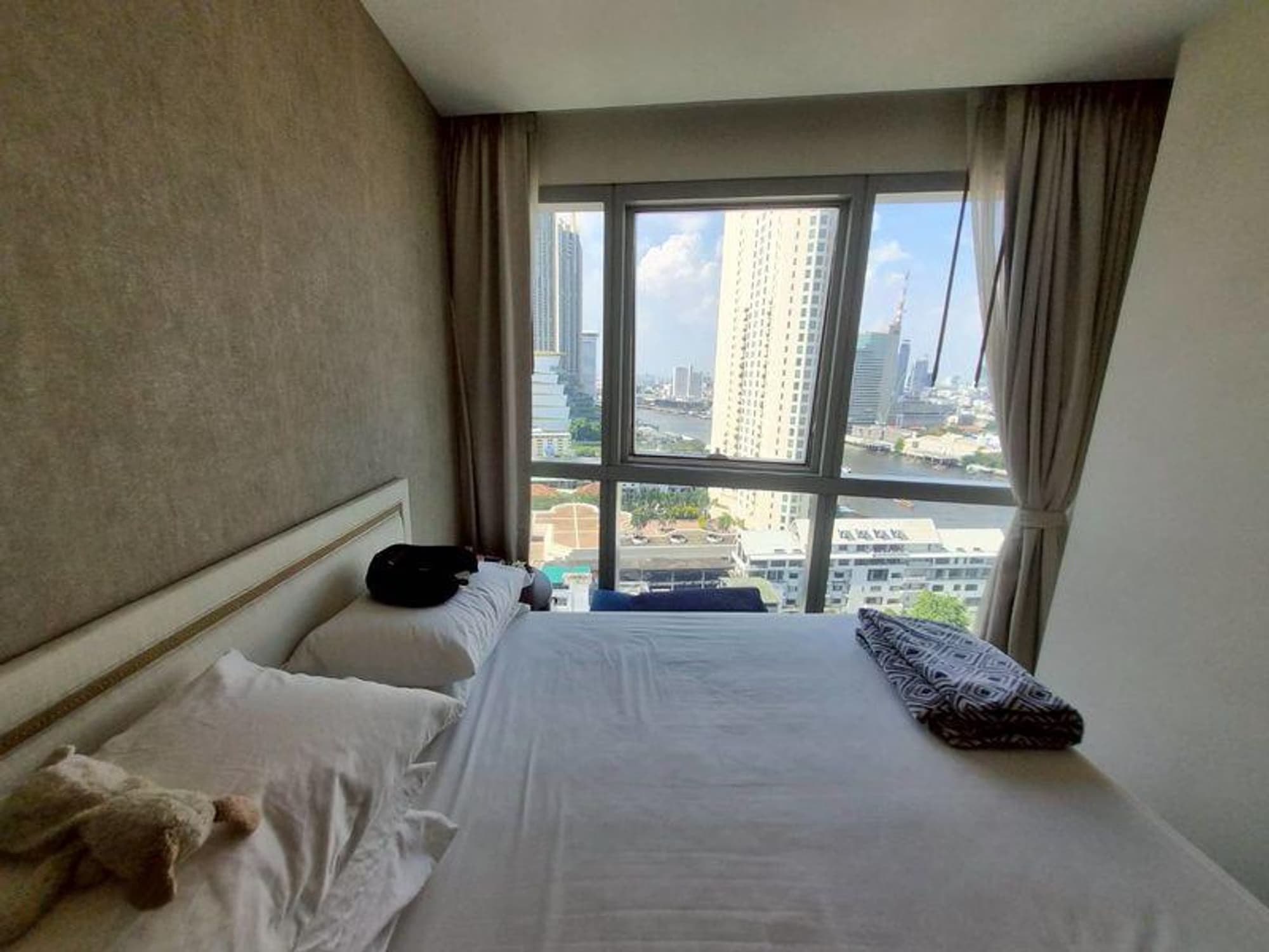 4 Bed Condo for Sale in Khlong San - Image 10