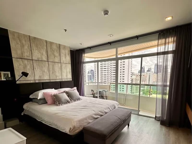 2 Bed Condo for Rent and Sale in Watthana