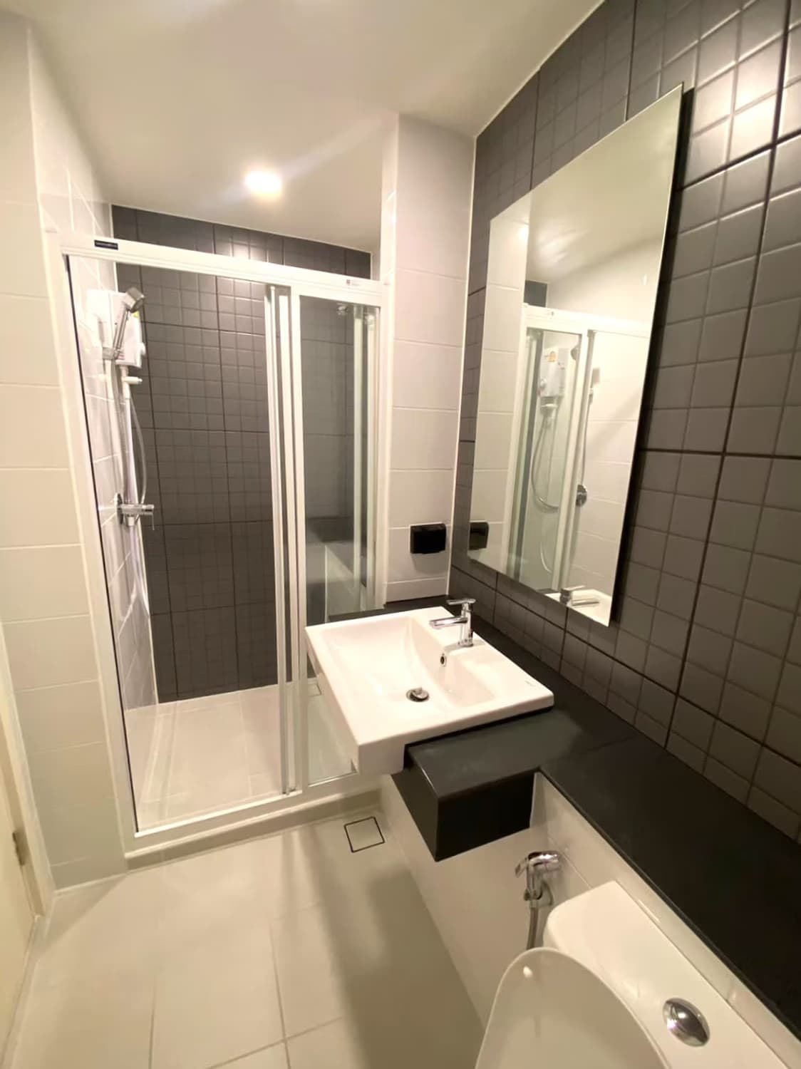 Studio Condo for Rent in Mueang Chiang Mai - Image 7