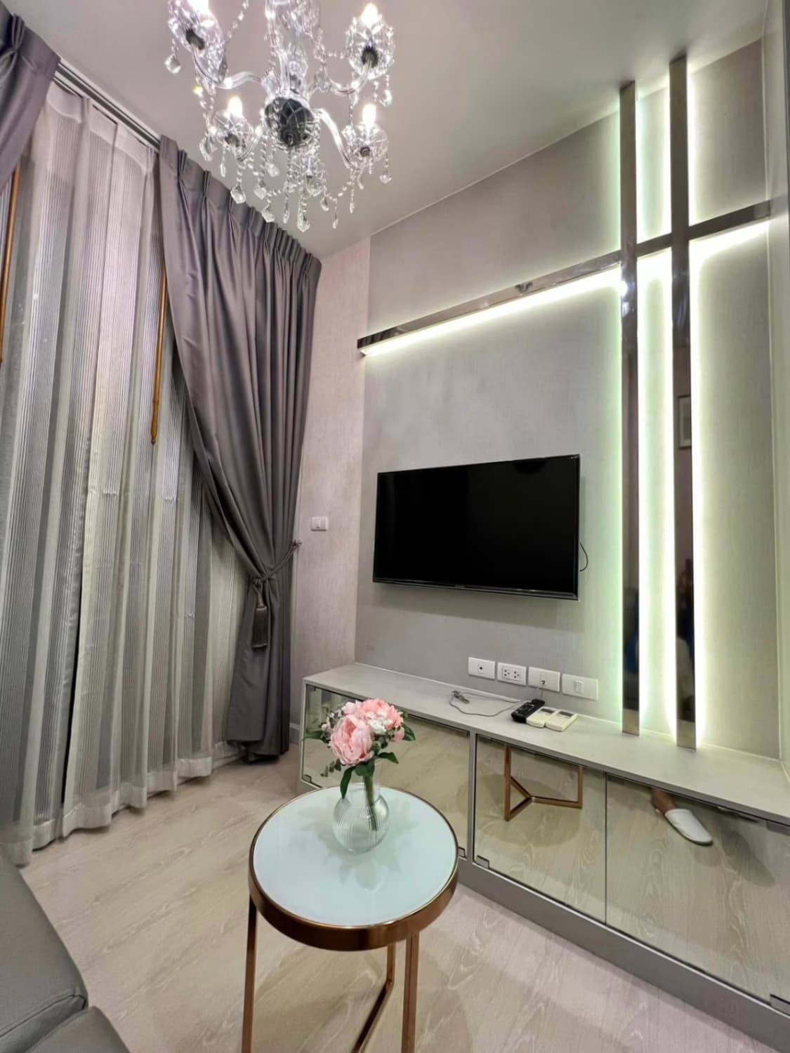 1 Bedroom Condo - Image 2