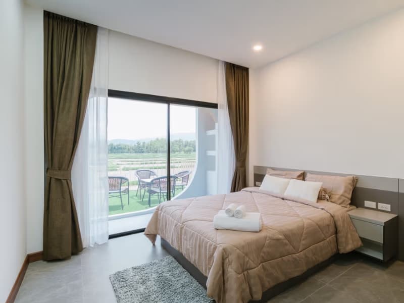 4 Bed House for Rent and Sale in Hang Dong District