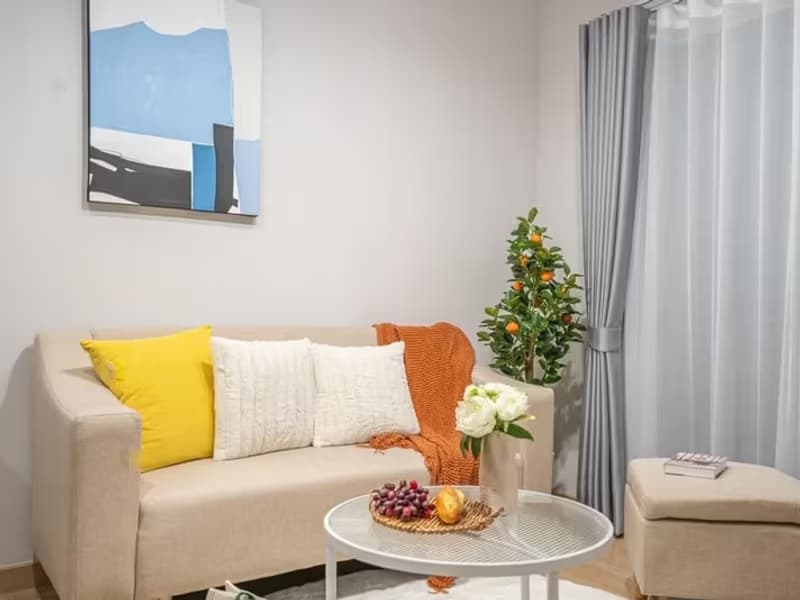 1 Bedroom Condo