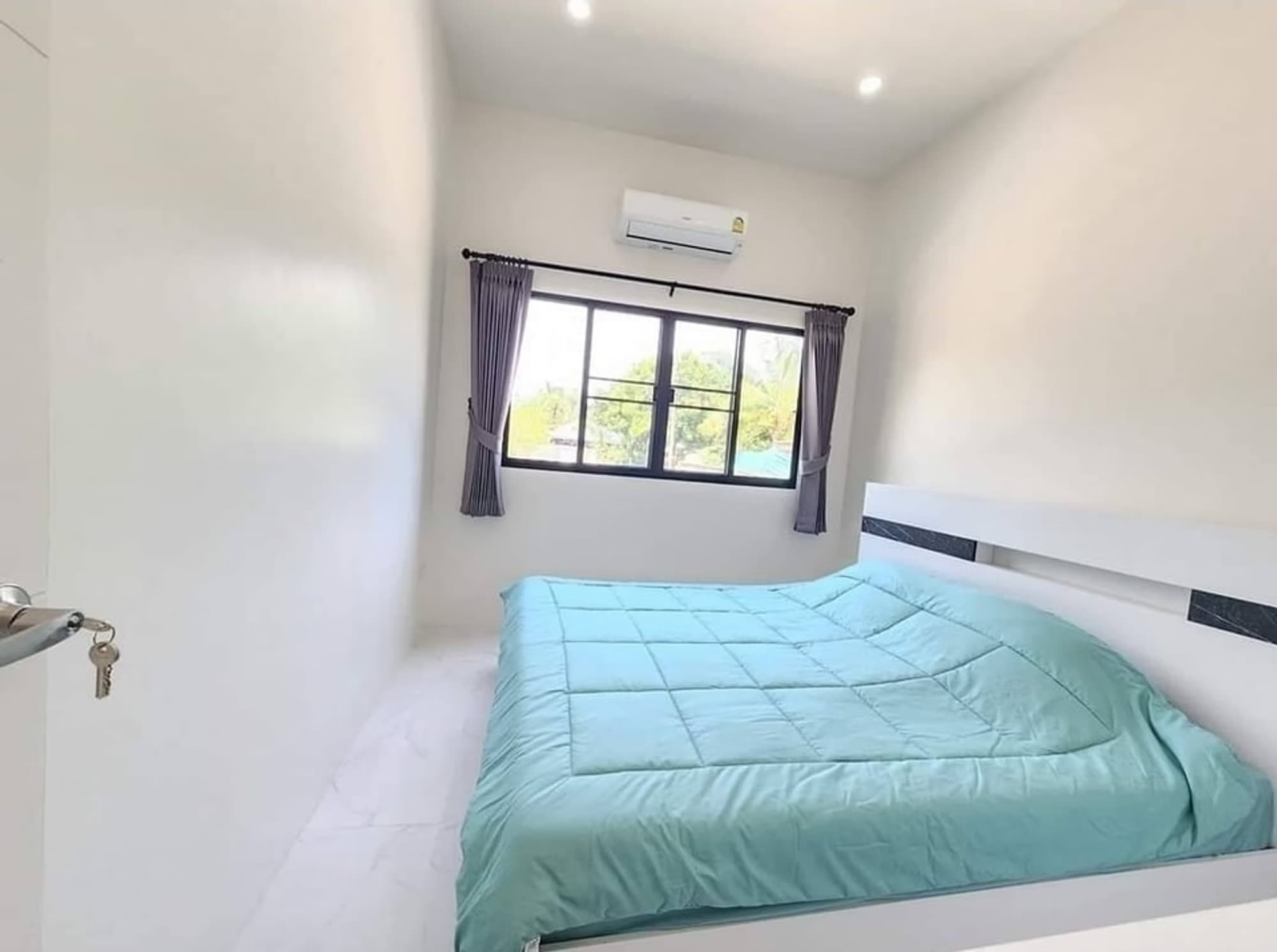 3 Bed House for Rent in Hang Dong - Image 6