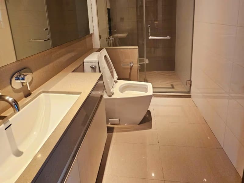 2 Bed Condo for Rent in Ratchathewi