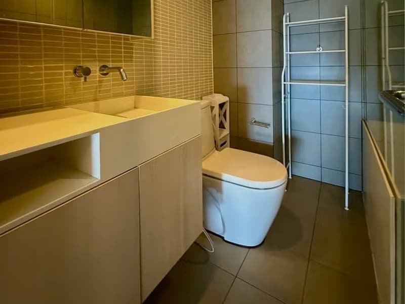 2 Bed Condo for Rent in Phaya Thai