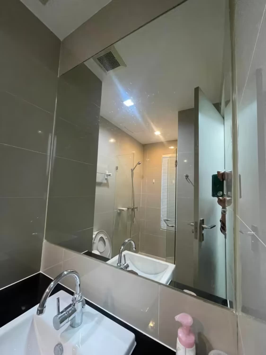 1 Bedroom Condo - Image 2