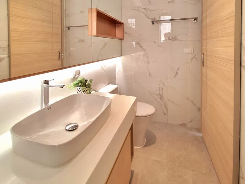 Condo for Rent at Bearing Residence