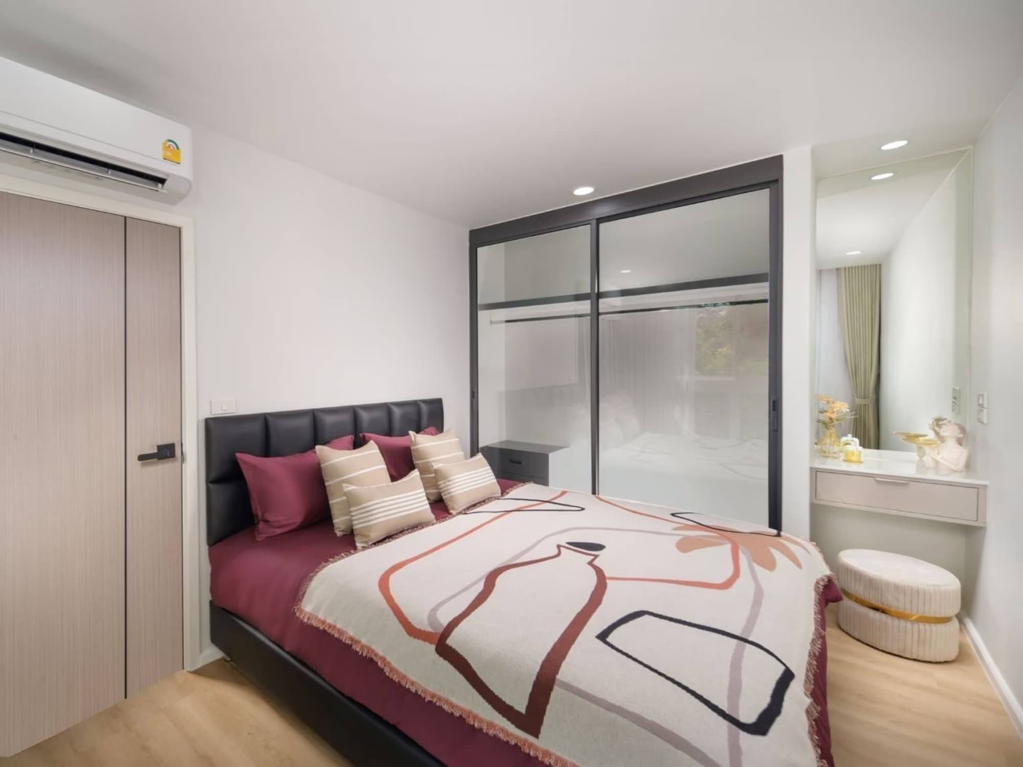 1 Bed Condo for Sale in San Sai - Image 6