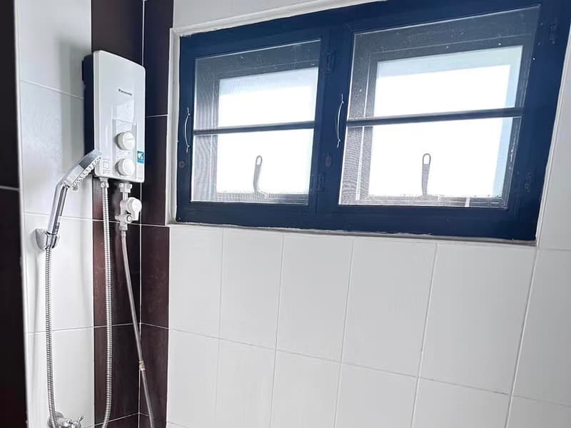 3 Bed House for Rent and Sale in Saraphi
