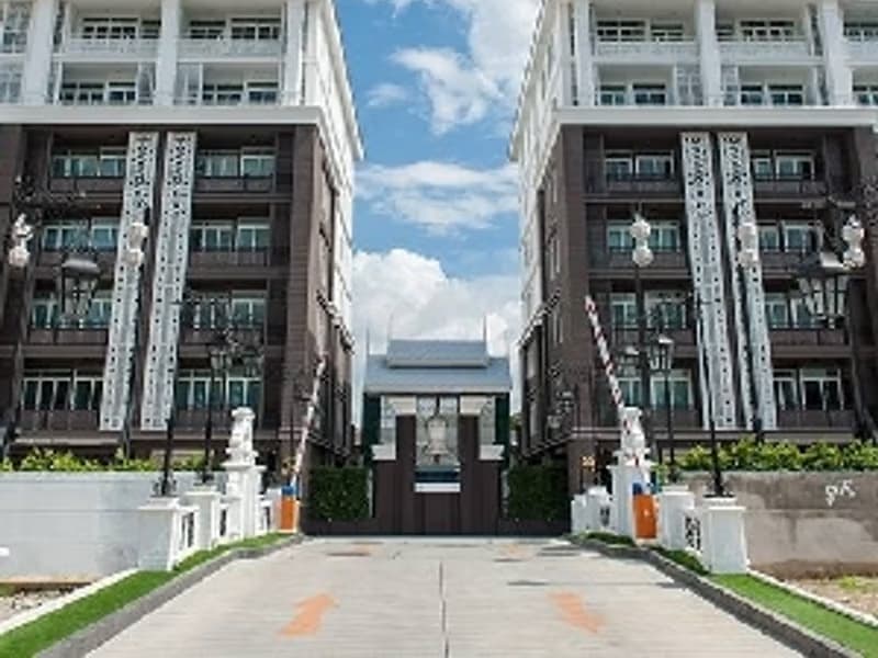 Code 213 The Unique Condominium (for sale)