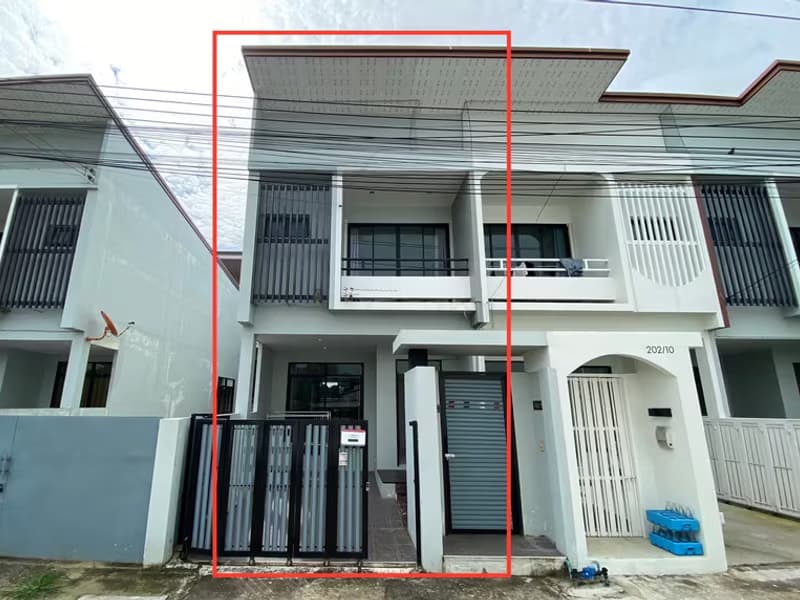 2 Bedroom Townhouse