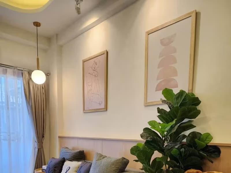 1 Bedroom Condo