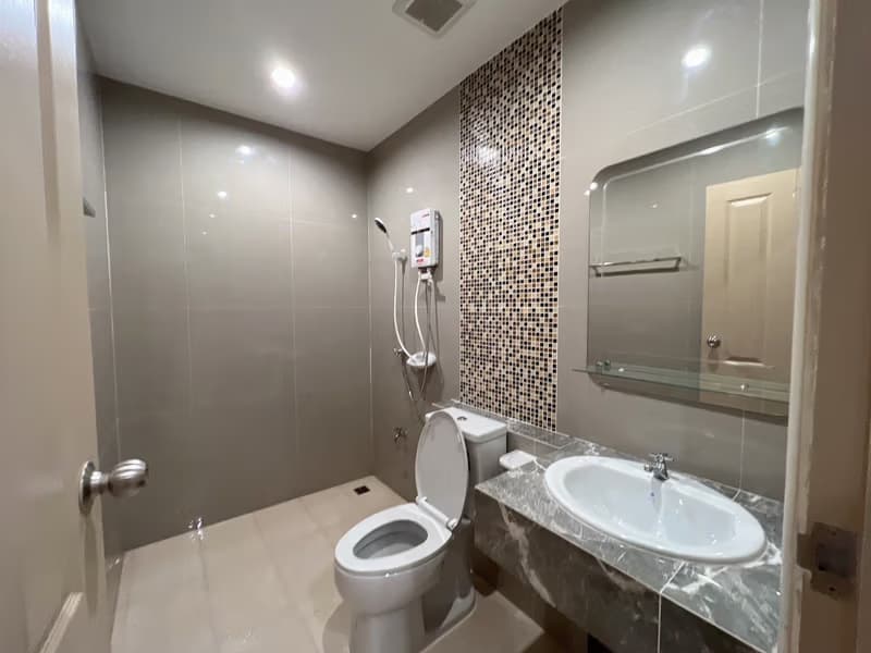 2 Bed Townhouse for Rent in Mueang Chiang Mai