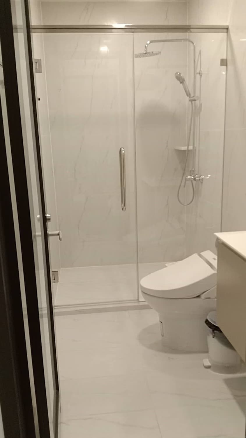 1 Bed Condo for Sale in Ratchathewi - Image 11