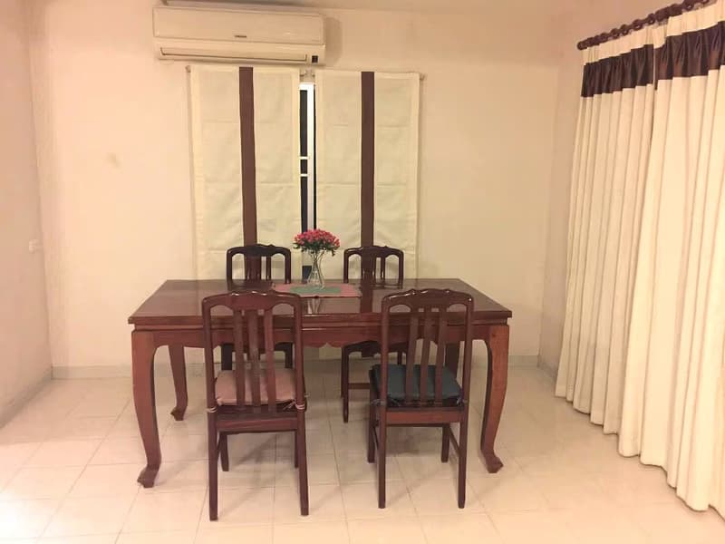 3 Bed House for Rent in Bang Bo District