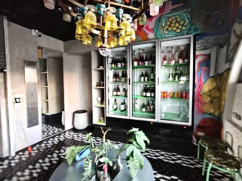 Studio Commercial for Rent in Khlong Toei
