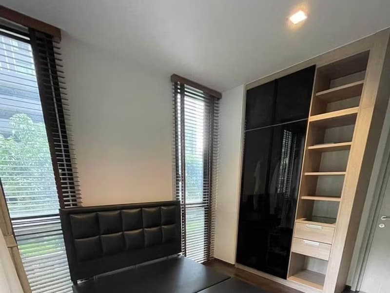 1 Bed Condo for Sale  Near Phra Ram 9 MRT