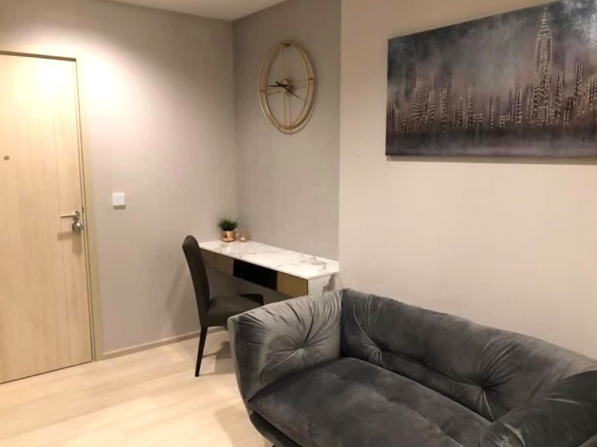 1 Bed Condo for Rent in Pathum Wan - Image 1