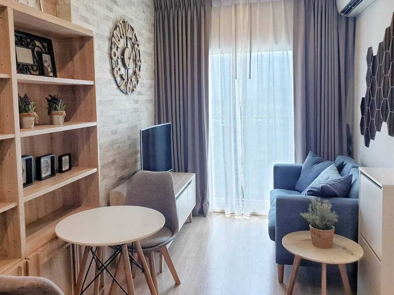 1 Bedroom Condo