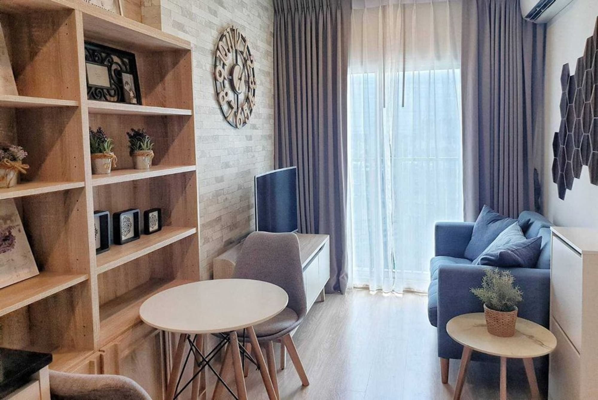 1 Bedroom Condo - Image 6