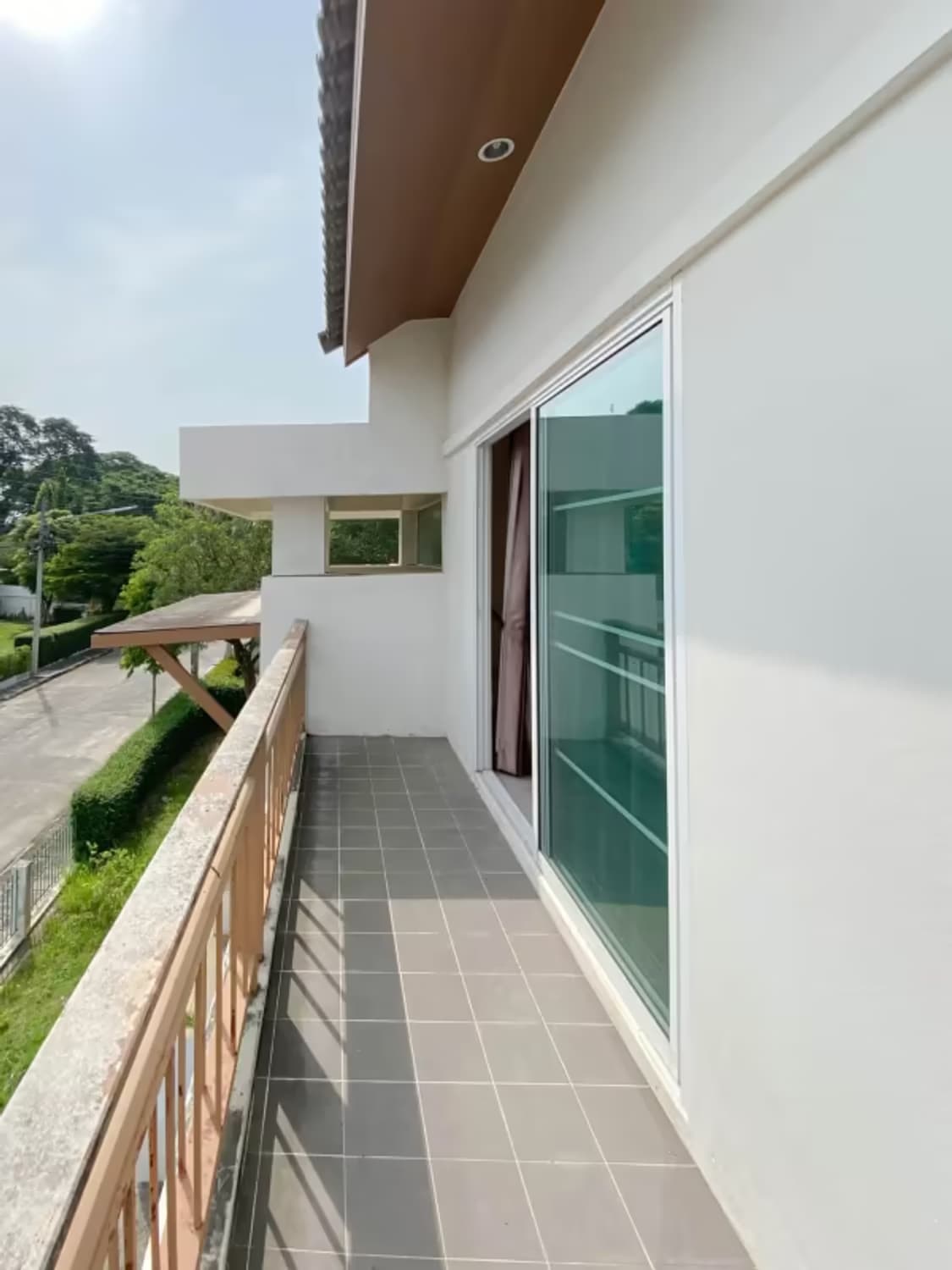 3 Bedroom House - Image 4