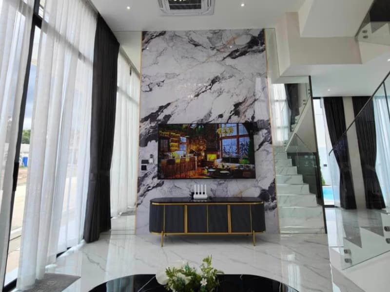 4 Bed House for Rent and Sale in Mueang Chiang Mai