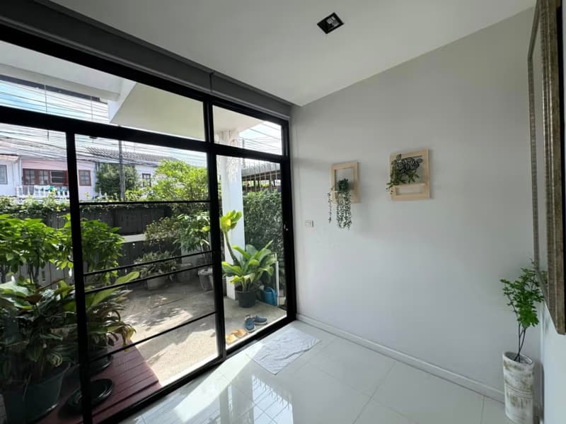 2 Bed Condo for Rent in Mueang Chiang Mai