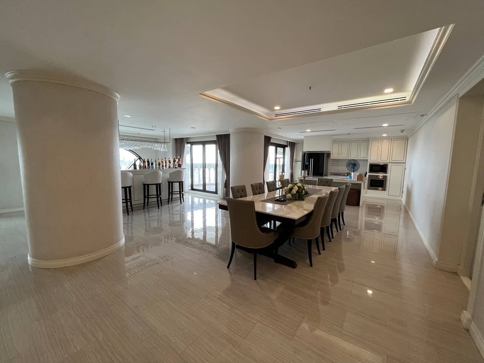 Condo for Sale at State Tower Bangkok - Image 25