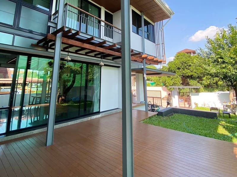 5 Bed House for Sale in Mueang Chiang Mai