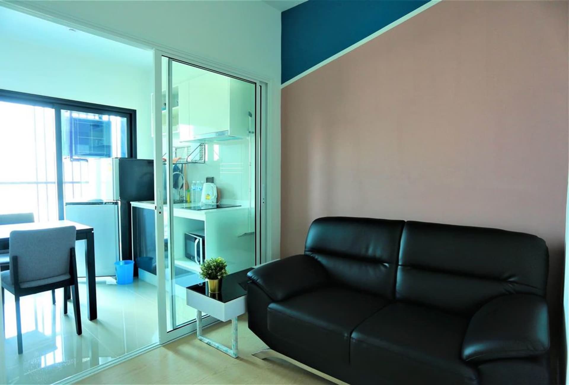  - Image 4