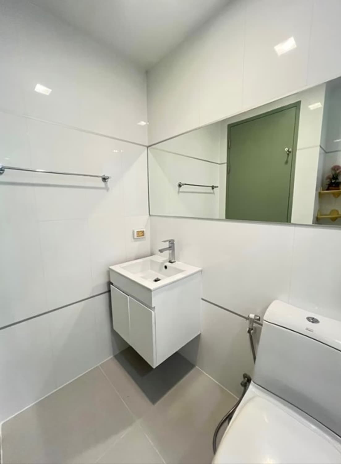 1 ห้องนอน Condo สำหรับ จำหน่าย ใน ห้วยขวาง - Image 6