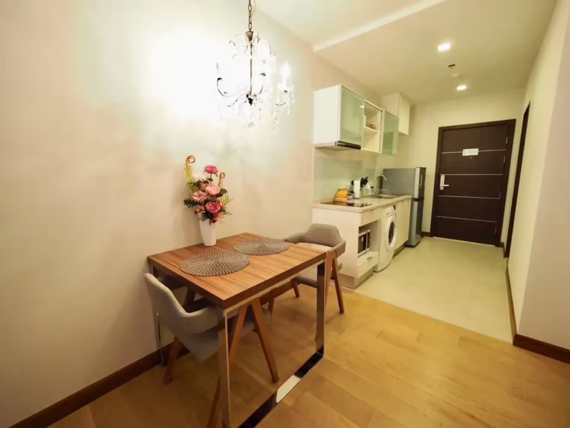 1 Bedroom Condo - Image 4
