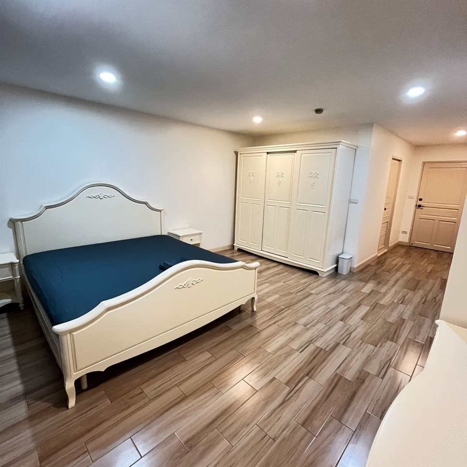 2 Bed Condo for Rent in Watthana - Image 17