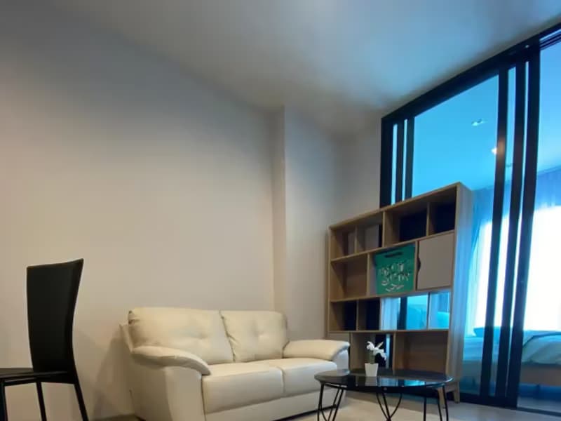 1 Bedroom Condo