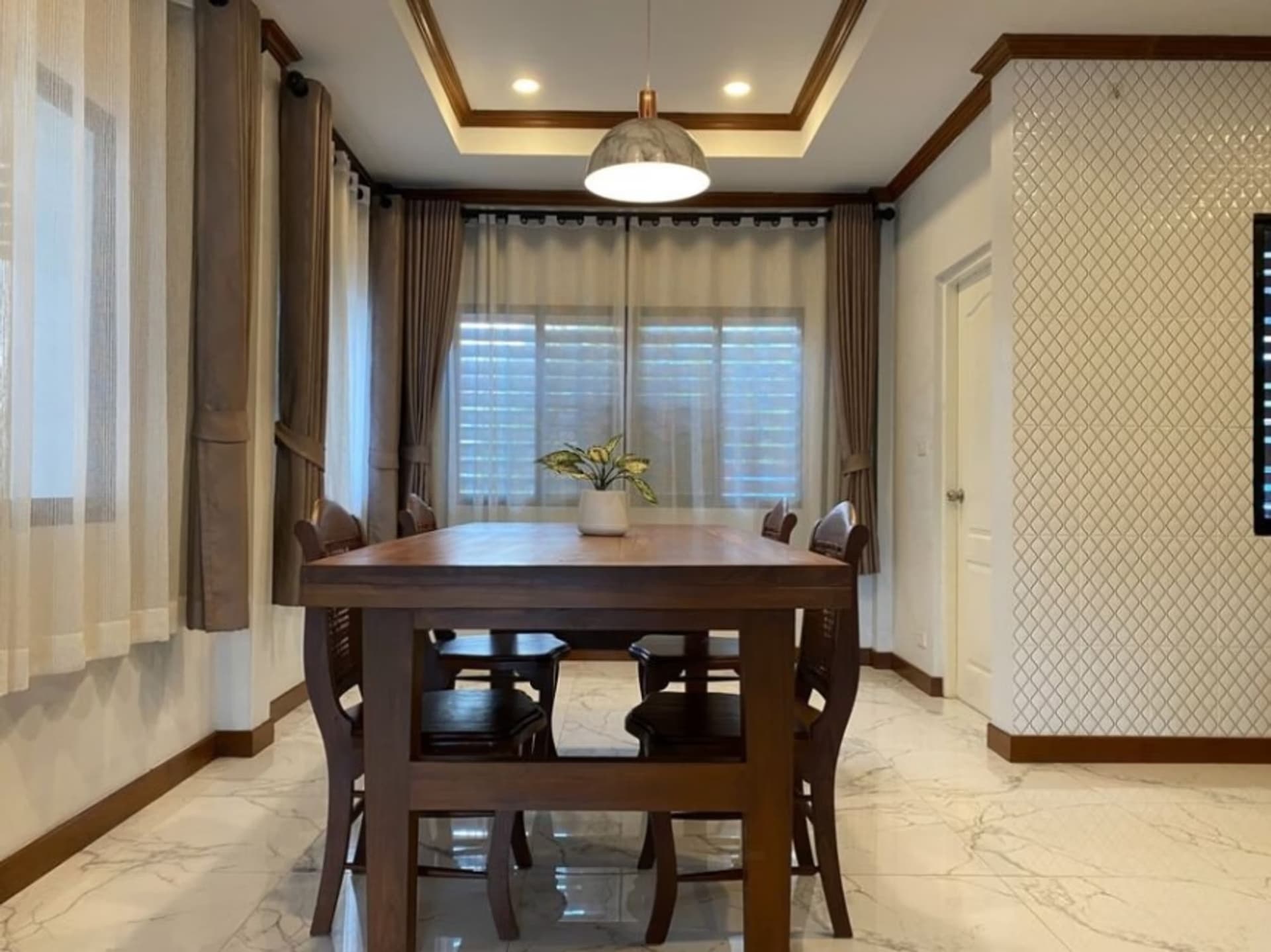 3 Bed House for Rent in Mueang Chiang Mai - Image 4