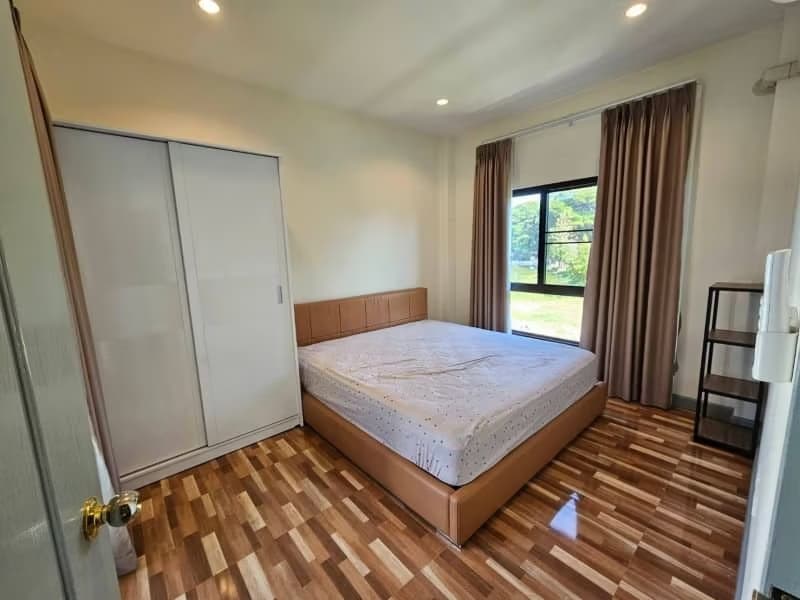 Commercial/Shophouse for Rent in Yang Noeng, Saraphi