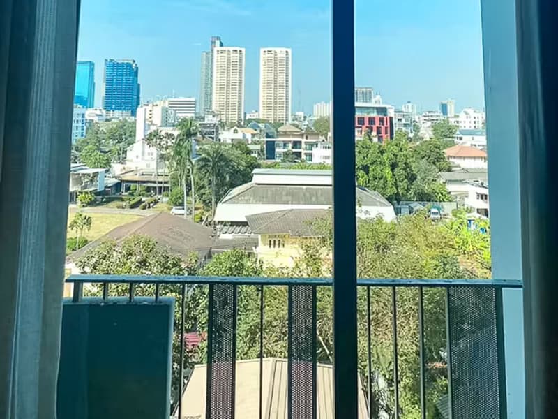 1 Bedroom Condo