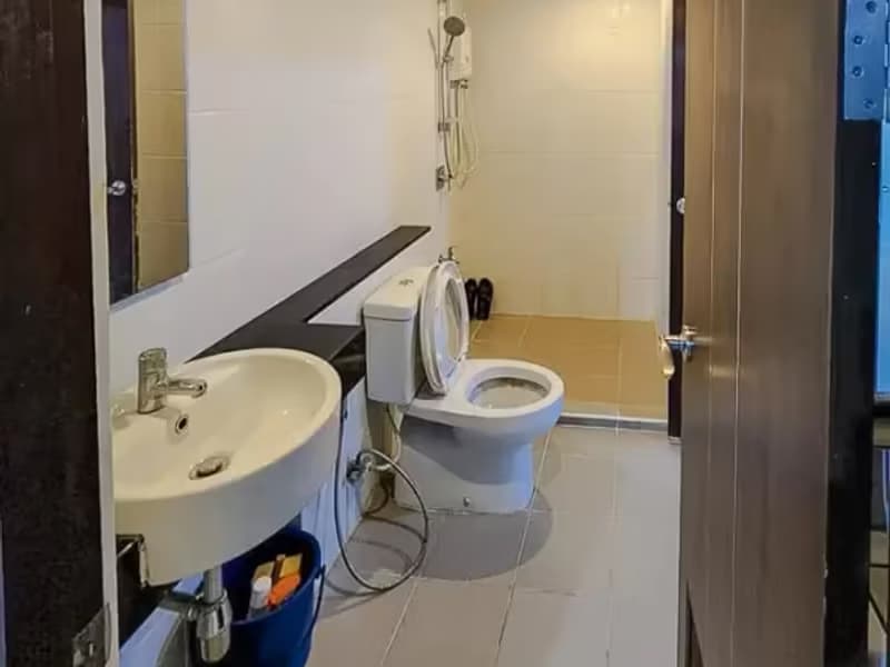 1 Bedroom Condo
