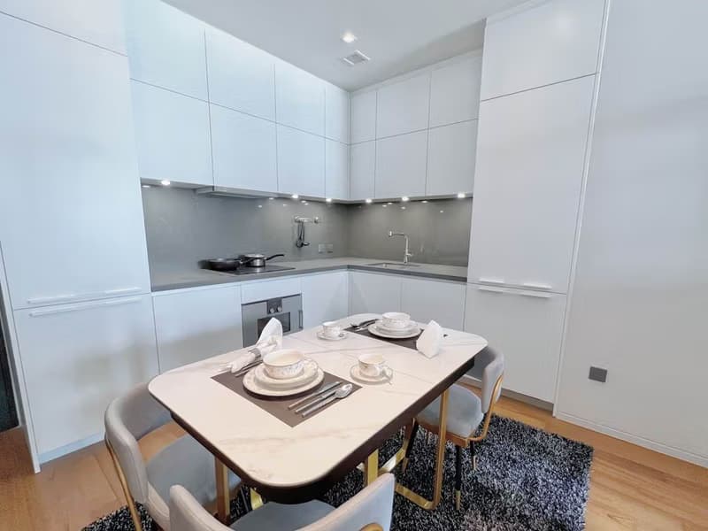 1 Bed Condo for Rent in Khlong San