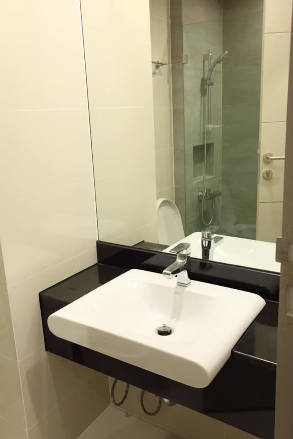 1 Bed Condo for Rent and Sale in Ratchathewi - Image 13