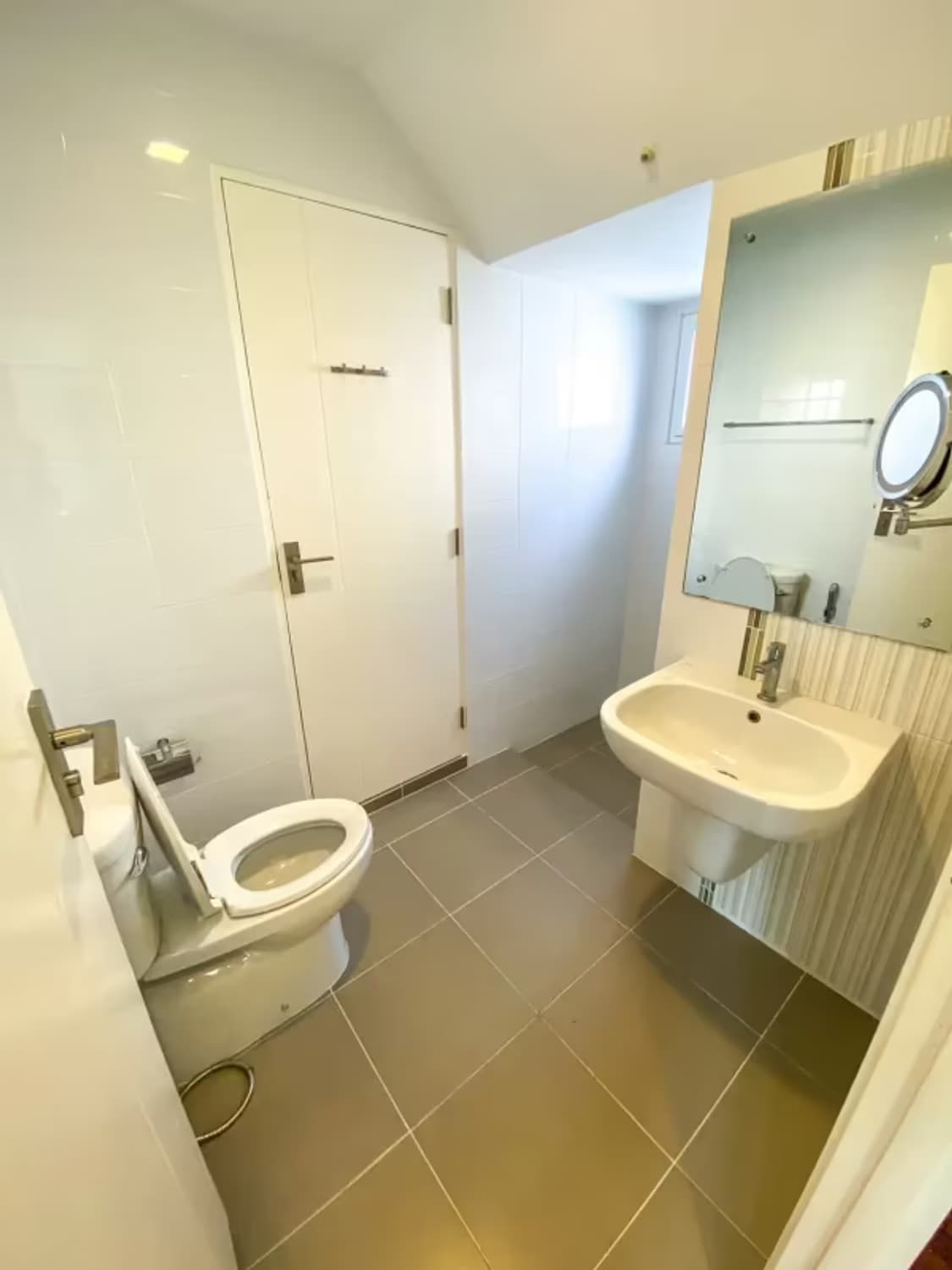 3 Bedroom House - Image 26