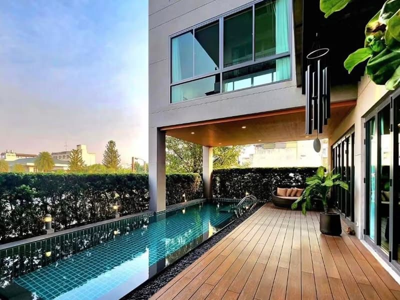 Condo for Sale in Watthana.